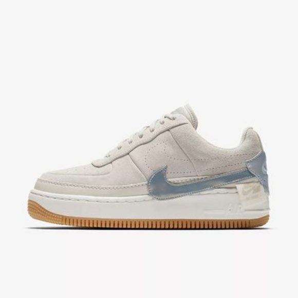 WOMEN'S NIKE AIR FORCE 1 LOW PREMIUM - Picture 3 of 8